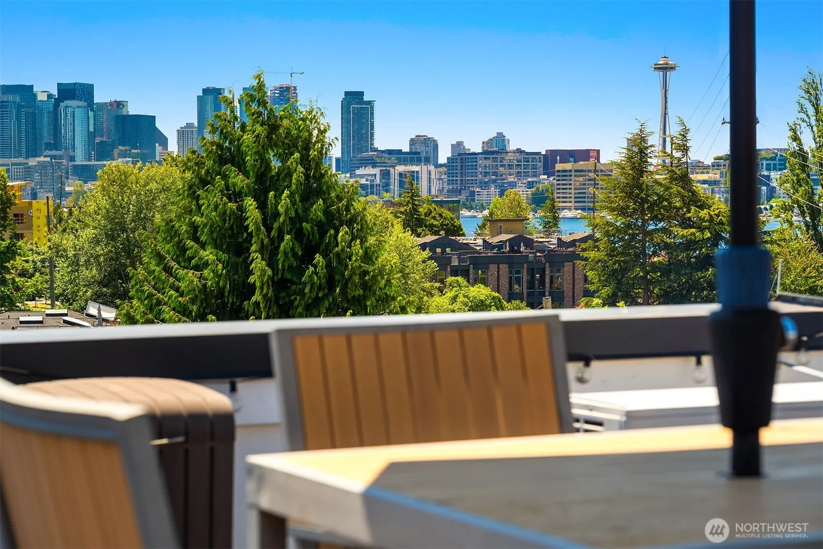 Property photo for 2723 Yale Terrace Avenue E, Seattle photo 3