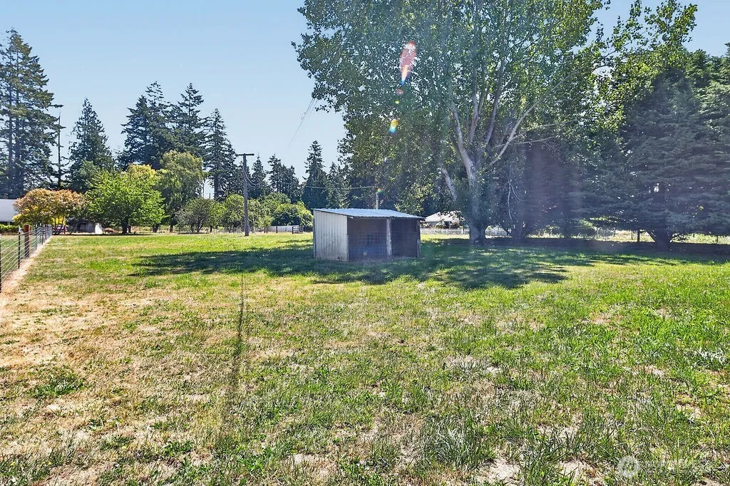 Property photo for 490 Fasola Road, Sequim photo 2