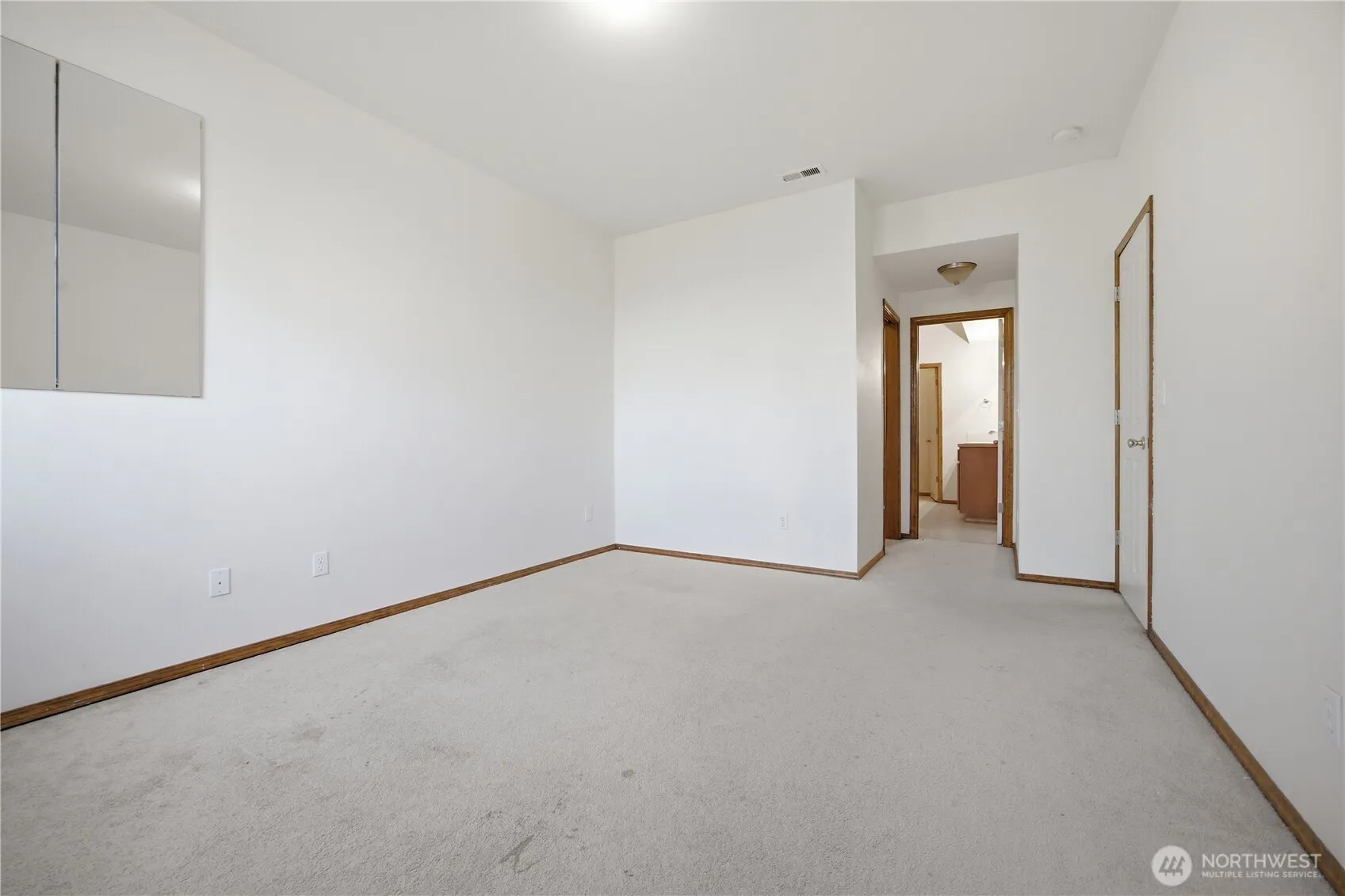 Property photo for 5210 S 3rd Avenue #b, Everett photo 5