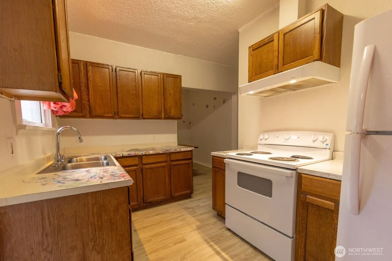 Property photo for 1501 26th Avenue S, Seattle photo 3
