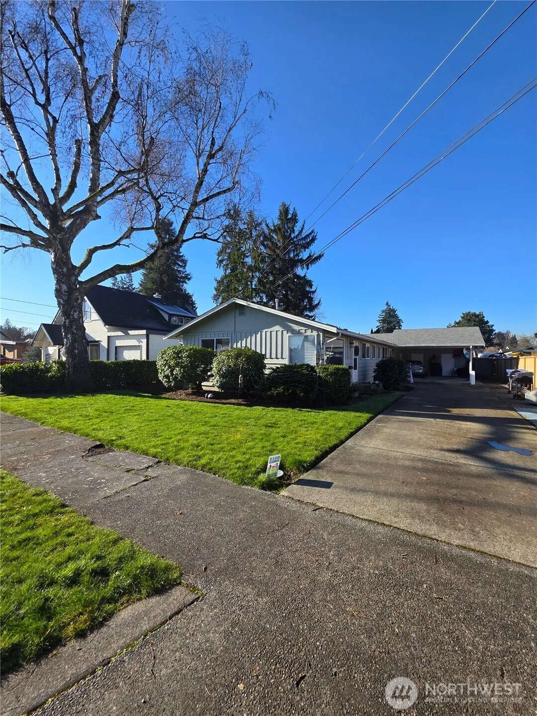 Property photo for 606 8th Street Nw, Puyallup photo 2
