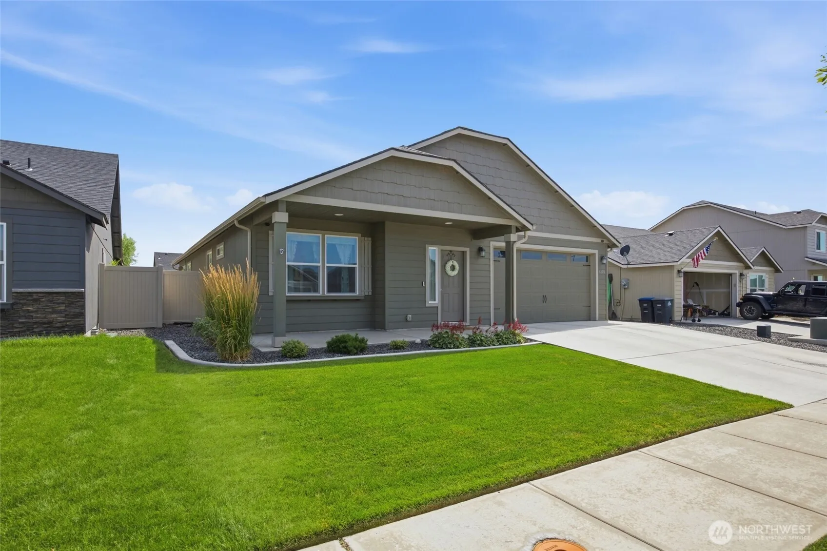 Property photo for 1403 E Nen Drive, Moses Lake photo 2
