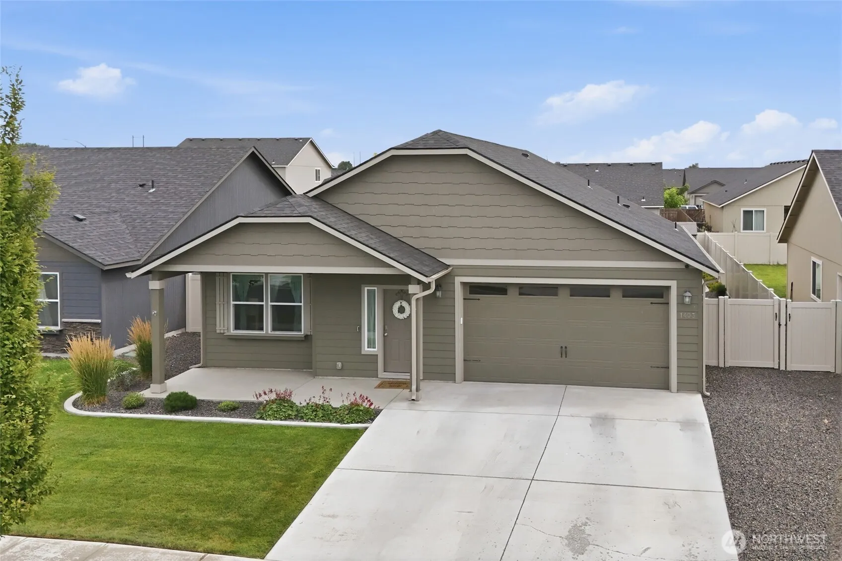 Property photo for 1403 E Nen Drive, Moses Lake photo 4