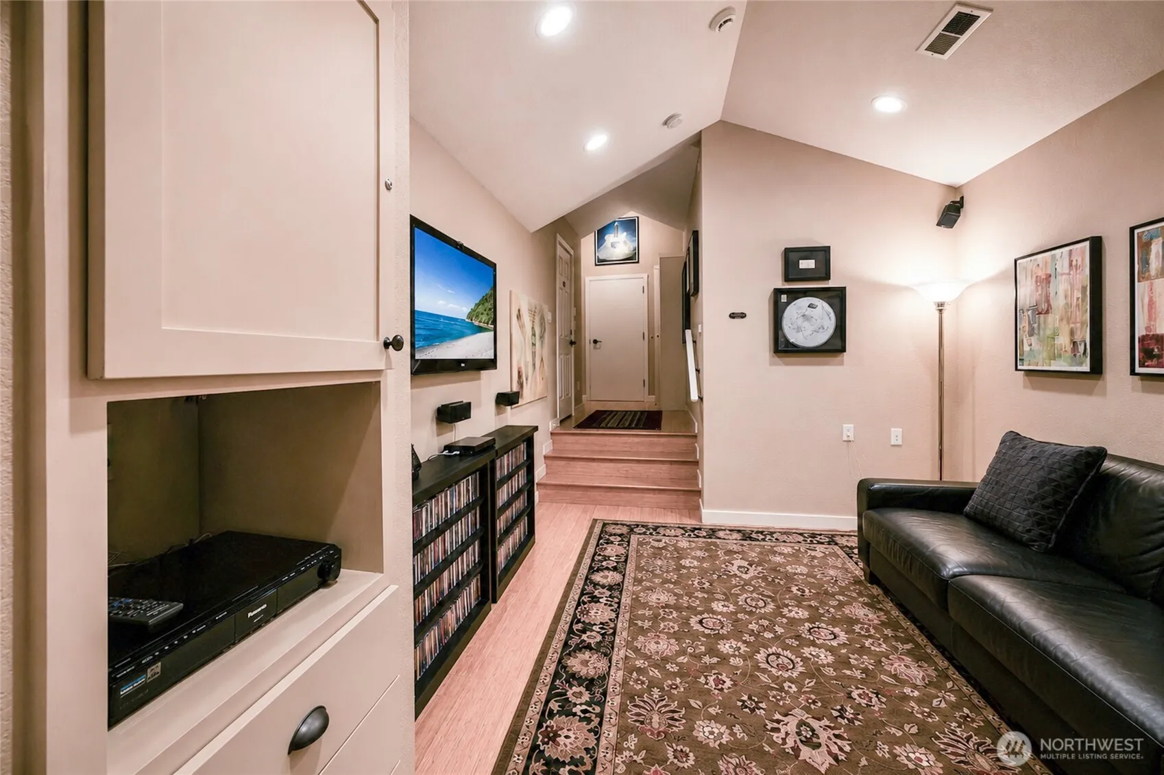 Property photo for 108 E 35th Street, Vancouver photo 3