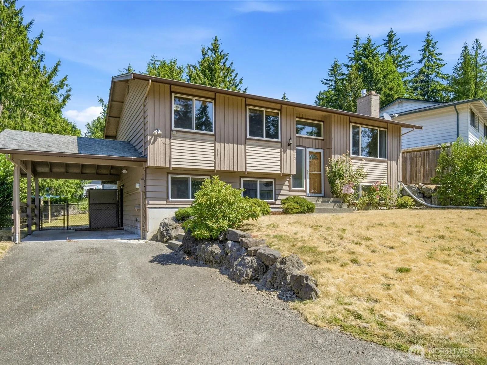Property photo for 12714 Se 190th Place, Renton photo 2