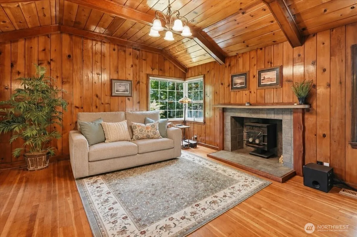 Property photo for 19711 104th Avenue Ne, Bothell photo 4