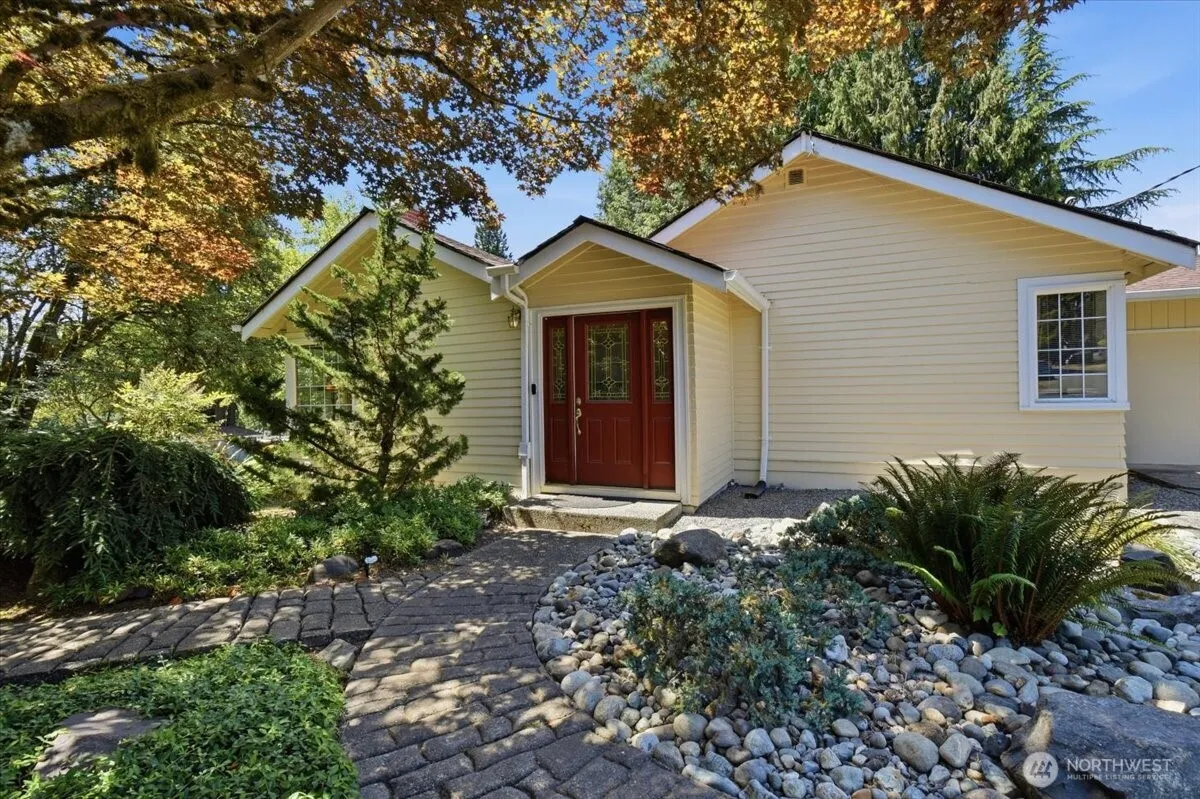 Property photo for 19711 104th Avenue Ne, Bothell