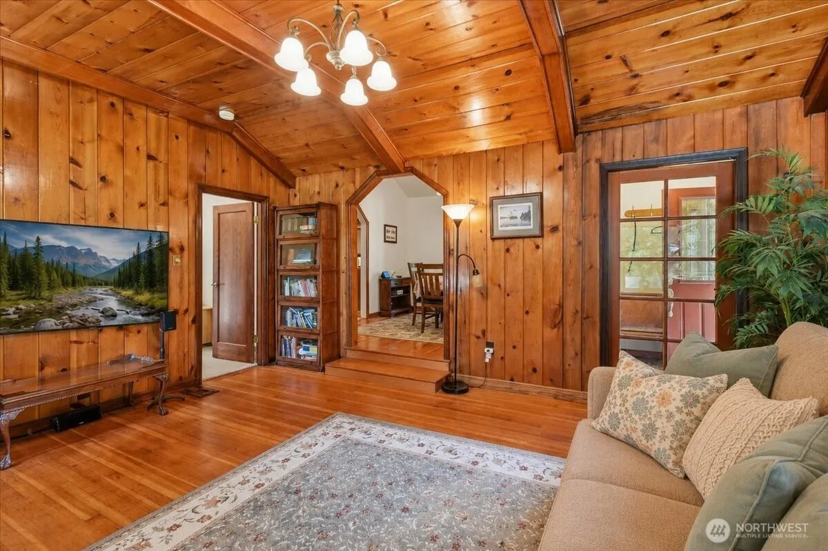 Property photo for 19711 104th Avenue Ne, Bothell photo 5