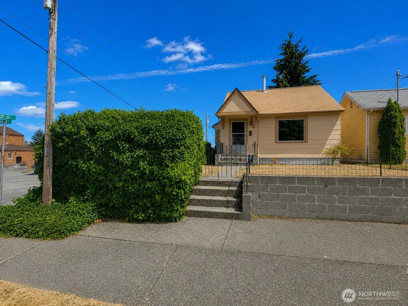 Property photo for 1120 Lincoln Avenue, Bremerton photo 2