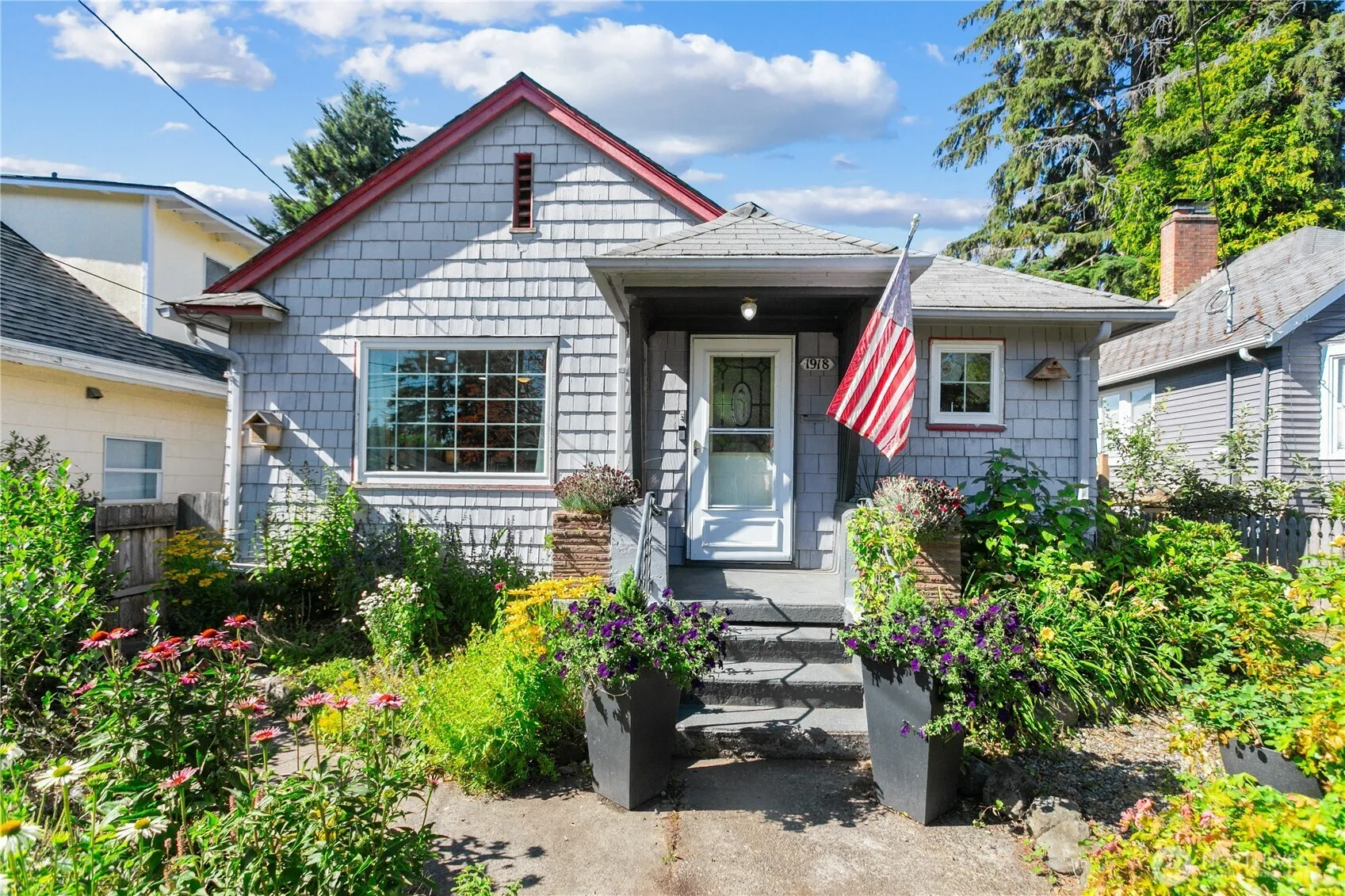 Property photo for 1918 Gregory Way, Bremerton photo 2