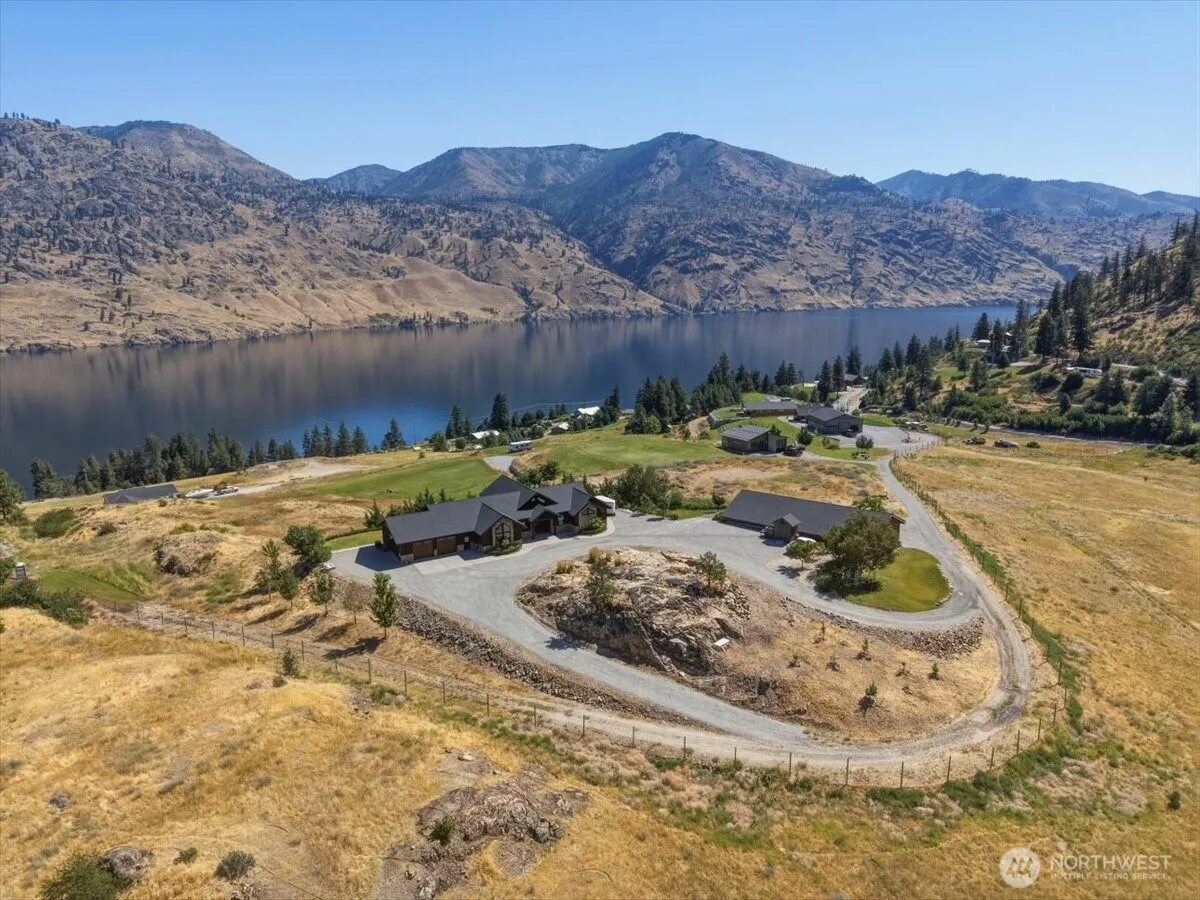Property photo for 206 Mountain Lake Lane, Chelan photo 5