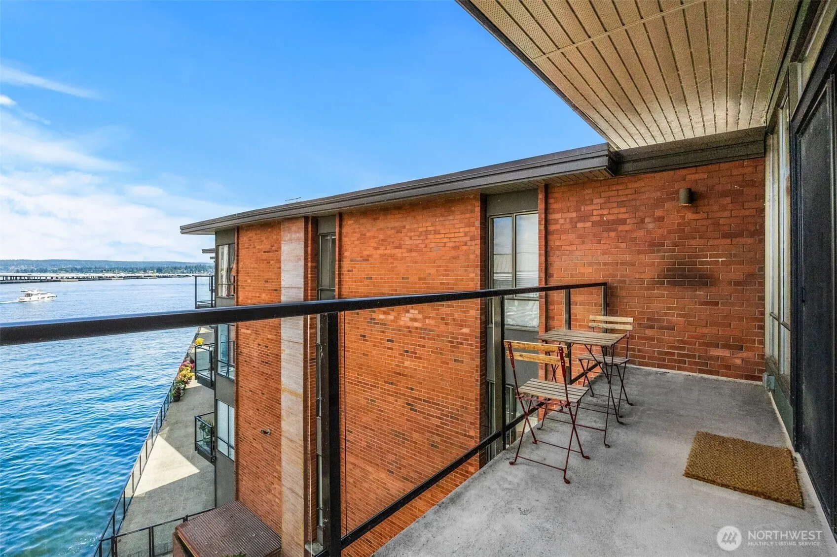 Property photo for 2360 43rd Ave E #404, Seattle photo 4