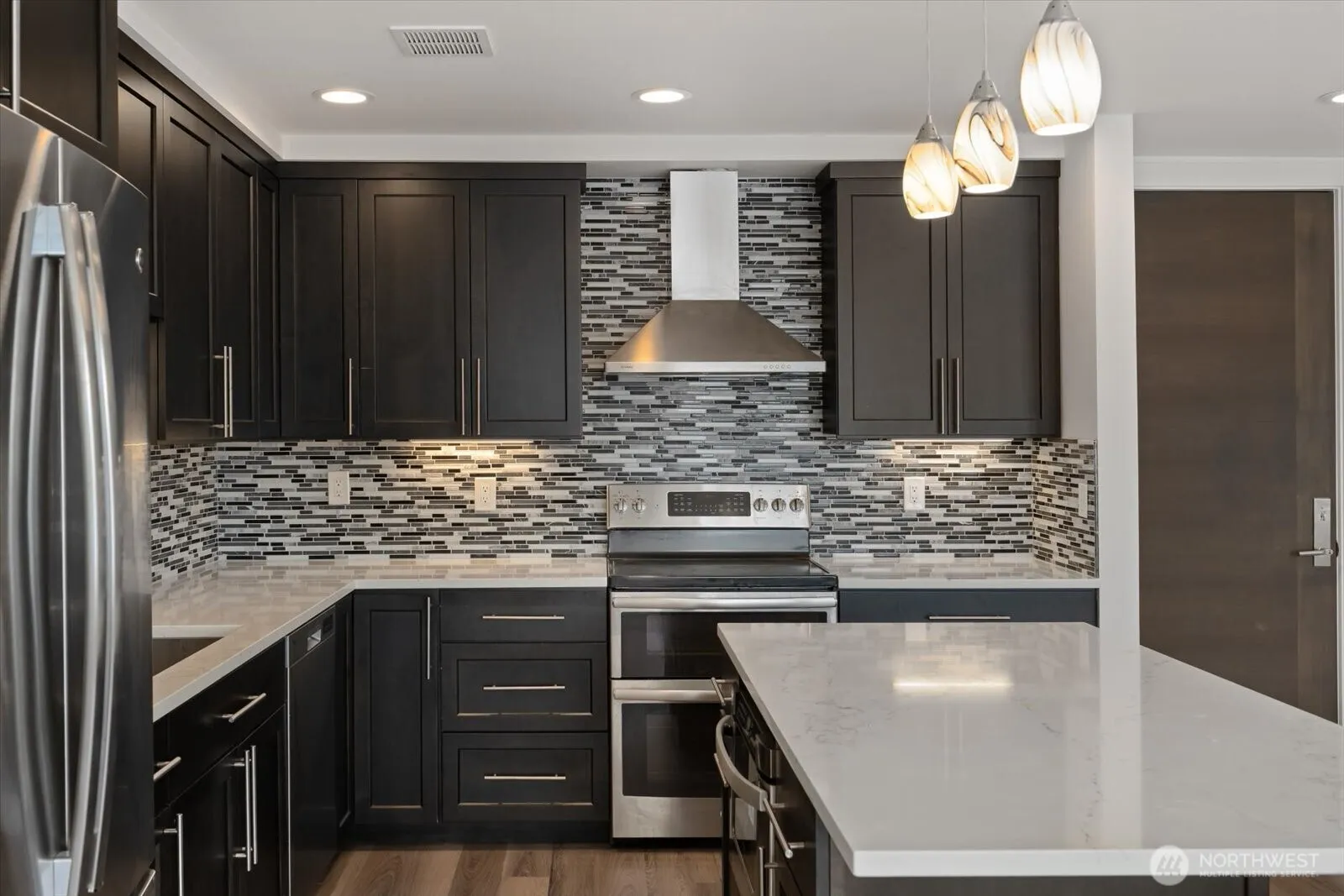 Property photo for 2125 Western Avenue #3, Seattle photo 5