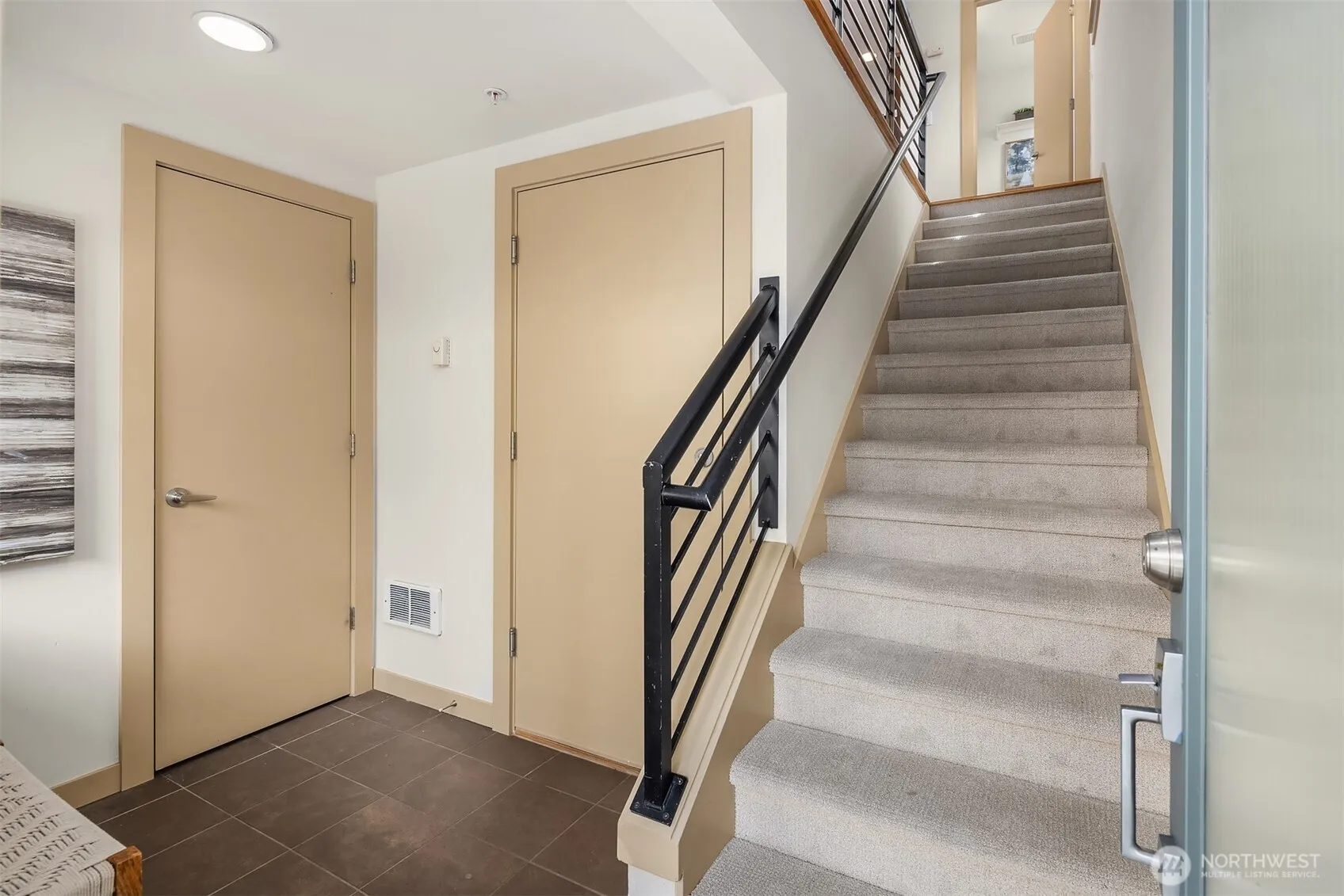 Property photo for 916 N 73rd Street #a, Seattle photo 3
