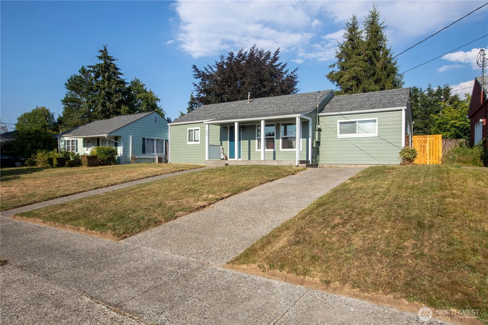 Property photo for 420 Wilson Street Ne, Olympia photo 3