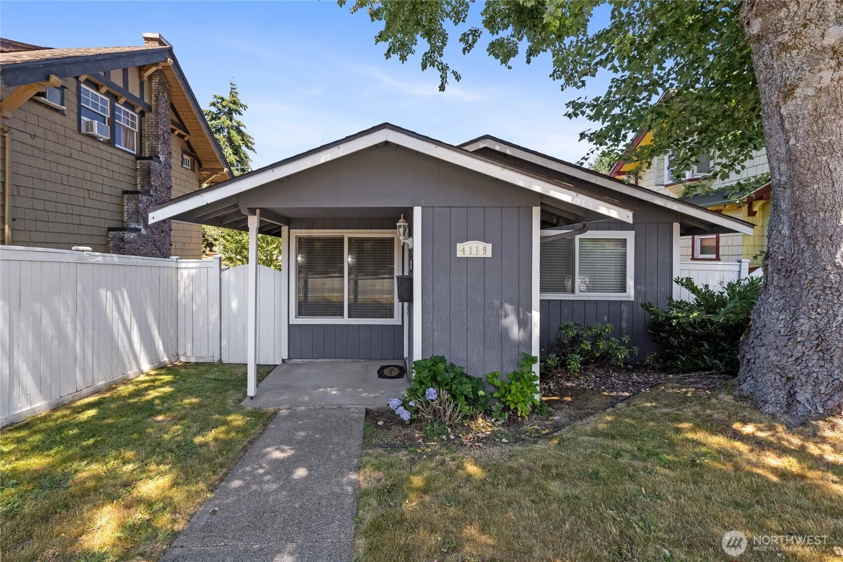 Property photo for 4119 6th Avenue, Tacoma photo 2