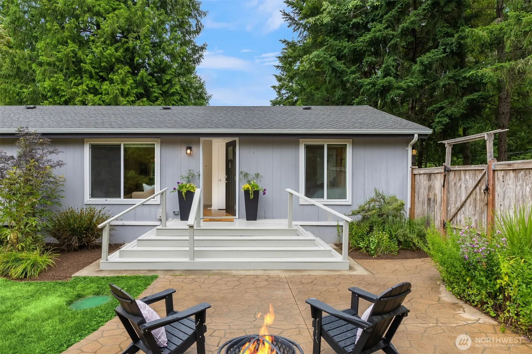 Property photo for 11727 Arrow Point Drive Ne, Bainbridge Island photo 4