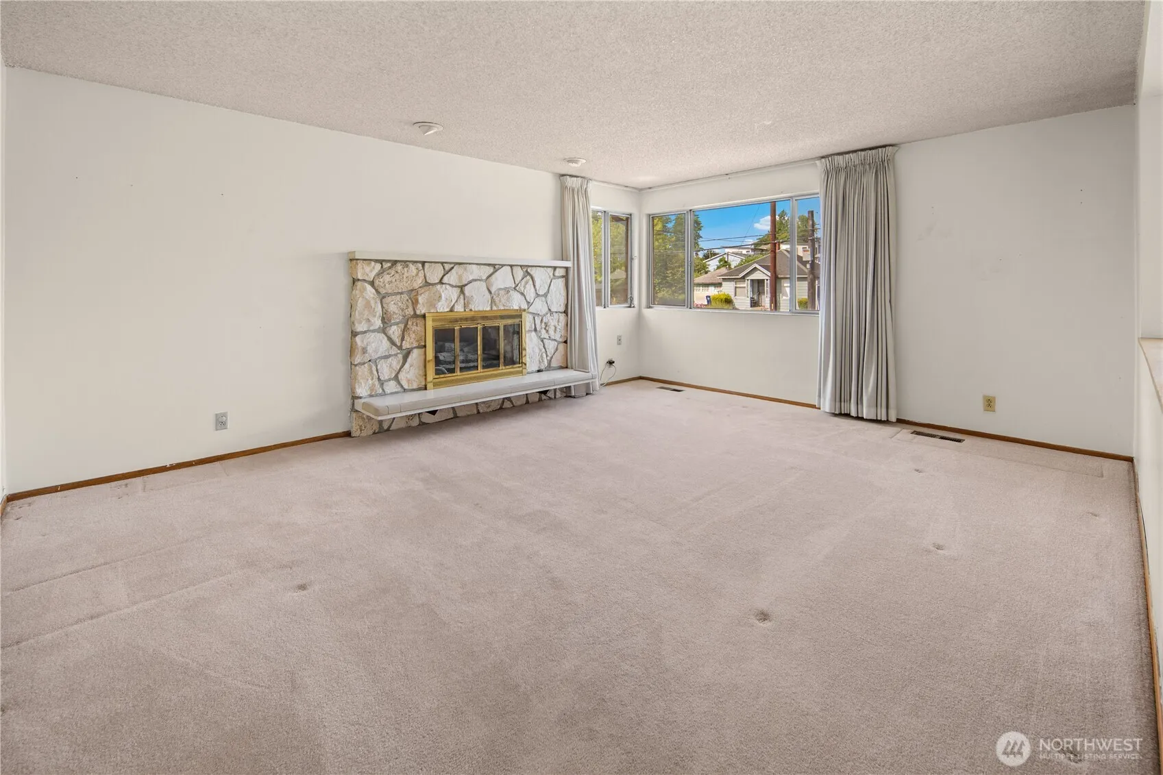 Property photo for 6100 28th Avenue S, Seattle photo 4