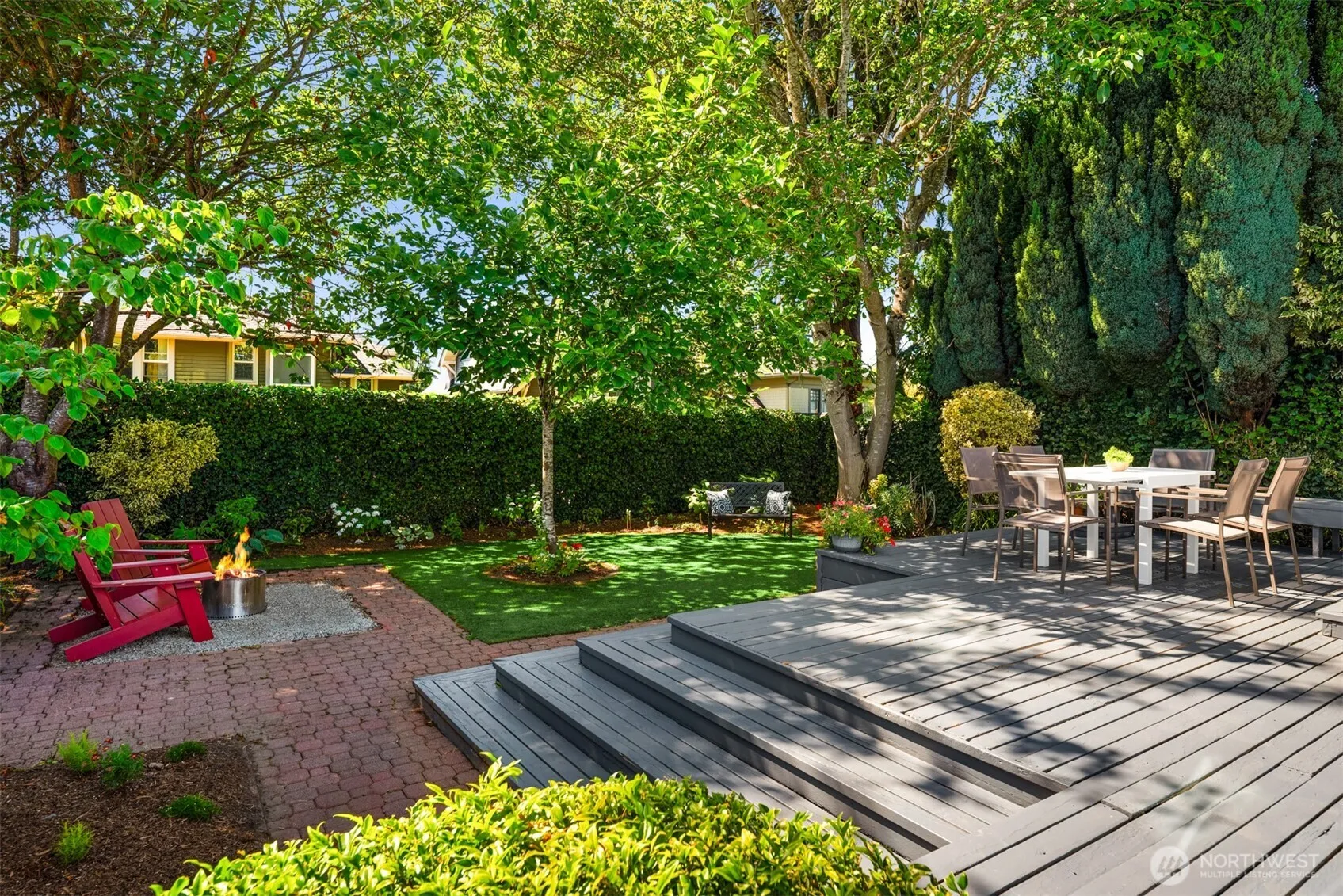 Property photo for 1607 34th Street, Seattle photo 2