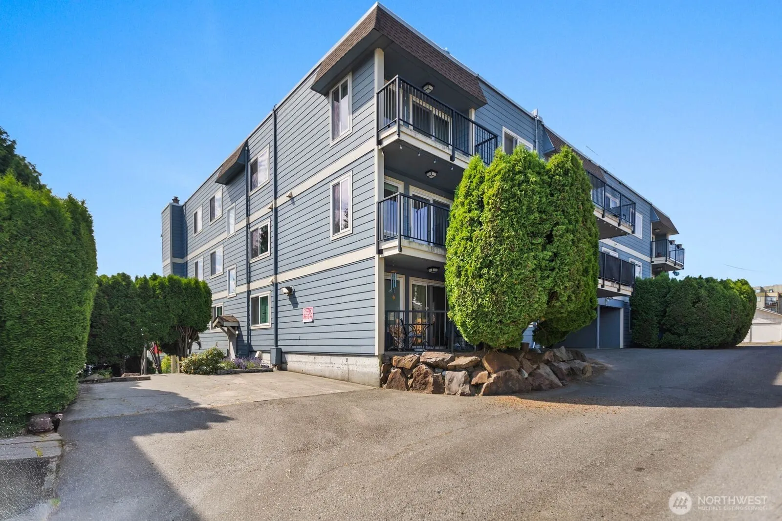 Property photo for 10110 Greenwood Ave N #204, Seattle