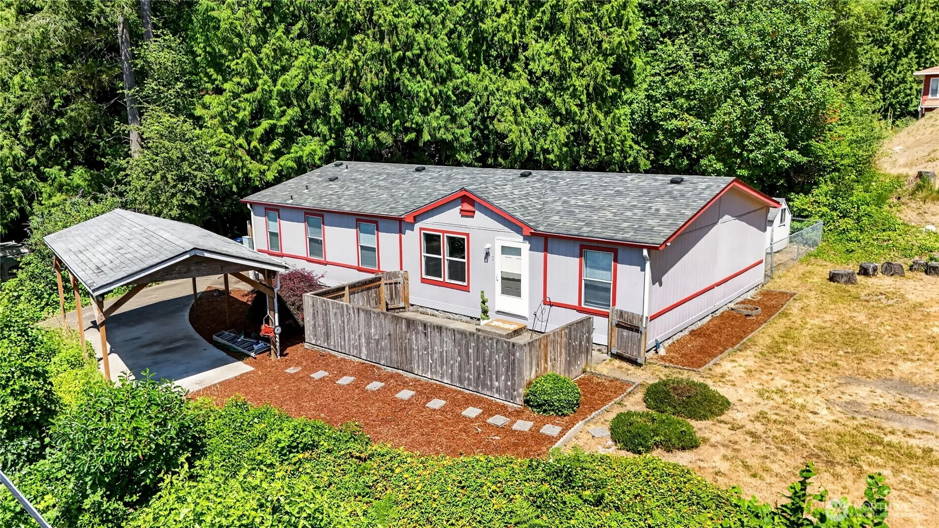 Property photo for 1450 Northlake Way Nw, Bremerton photo 3