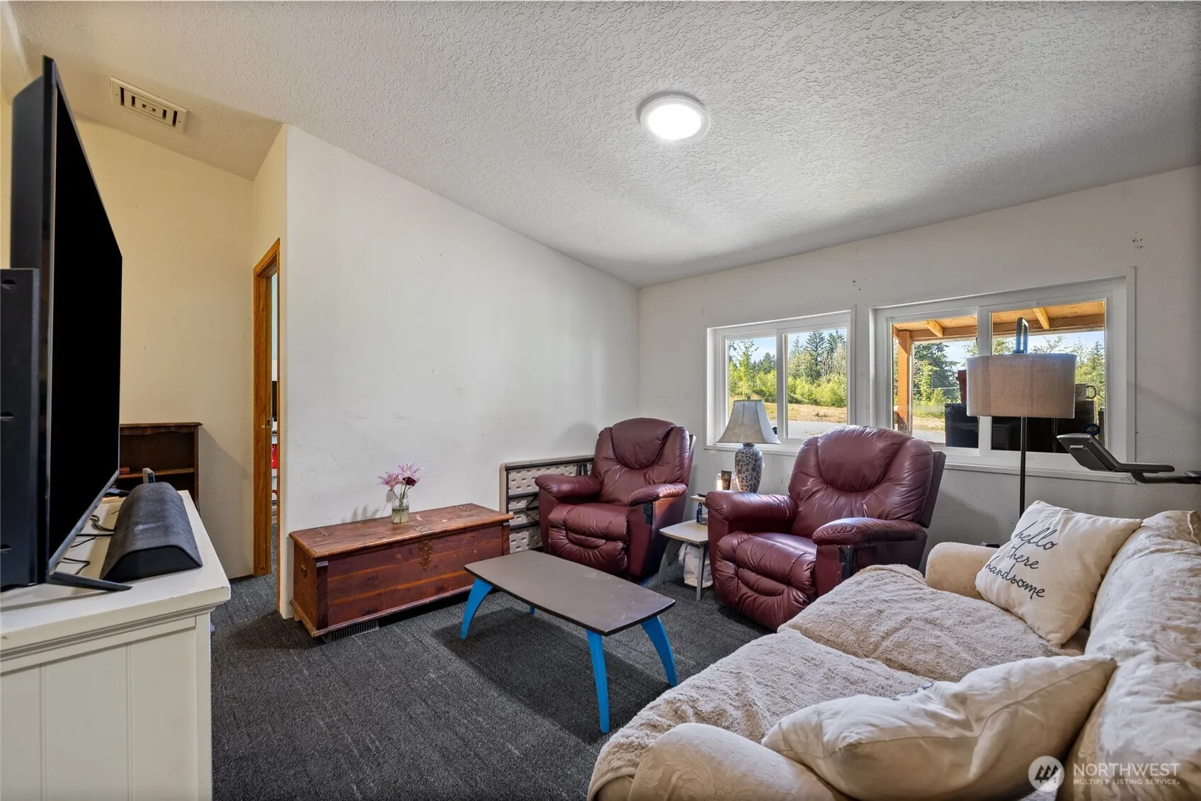 Property photo for 29427 Orting Kapowsin Highway E, Graham photo 5