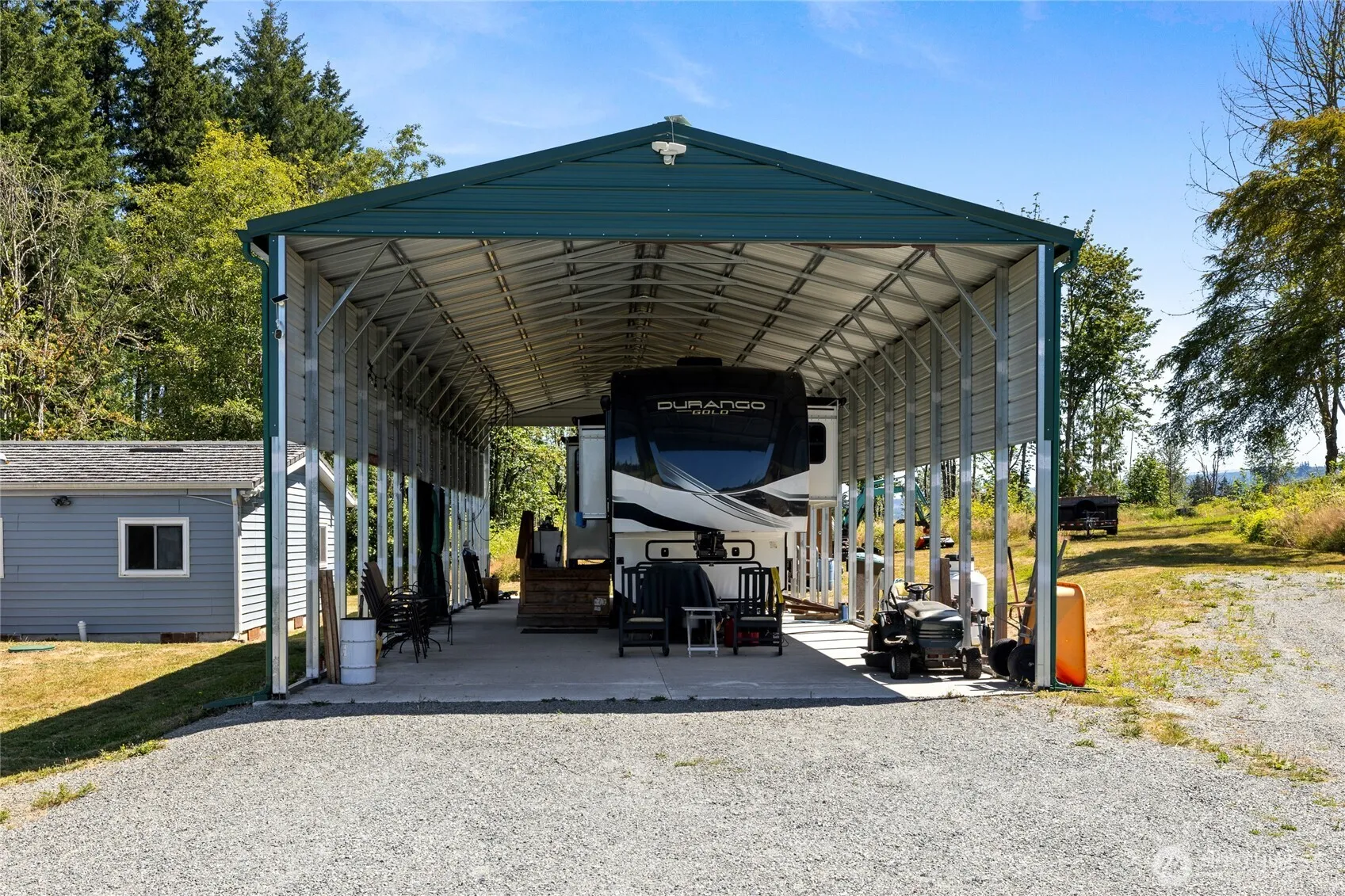 Property photo for 29427 Orting Kapowsin Highway E, Graham photo 3