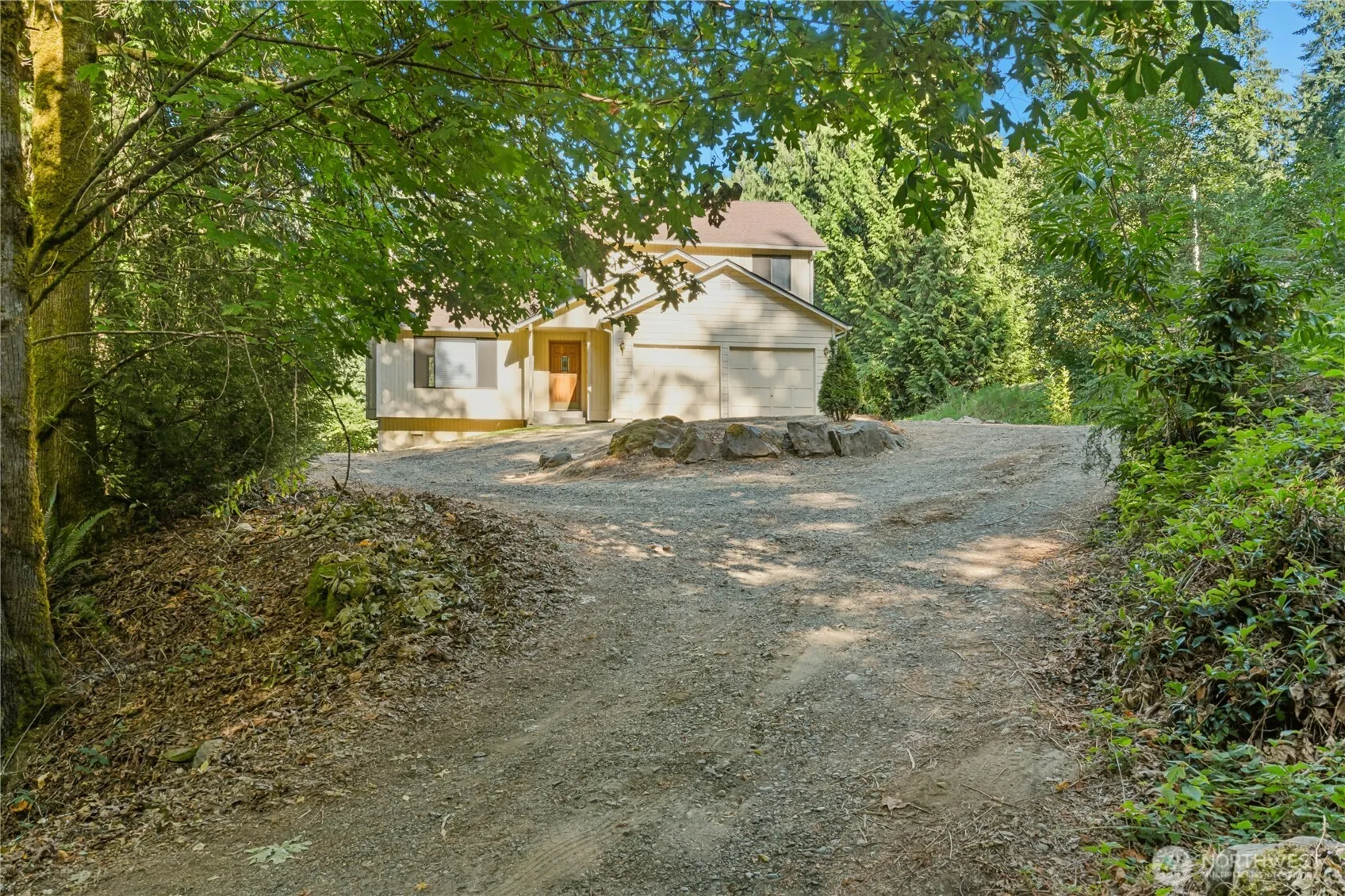 Property photo for 18515 Ne 143rd Place, Woodinville photo 2