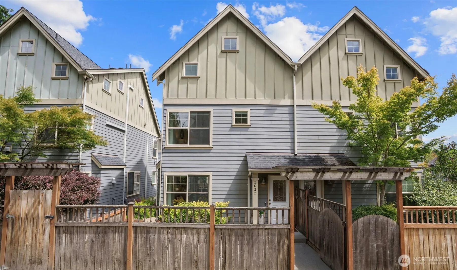 Property photo for 2022 E Terrace Street, Seattle photo 2