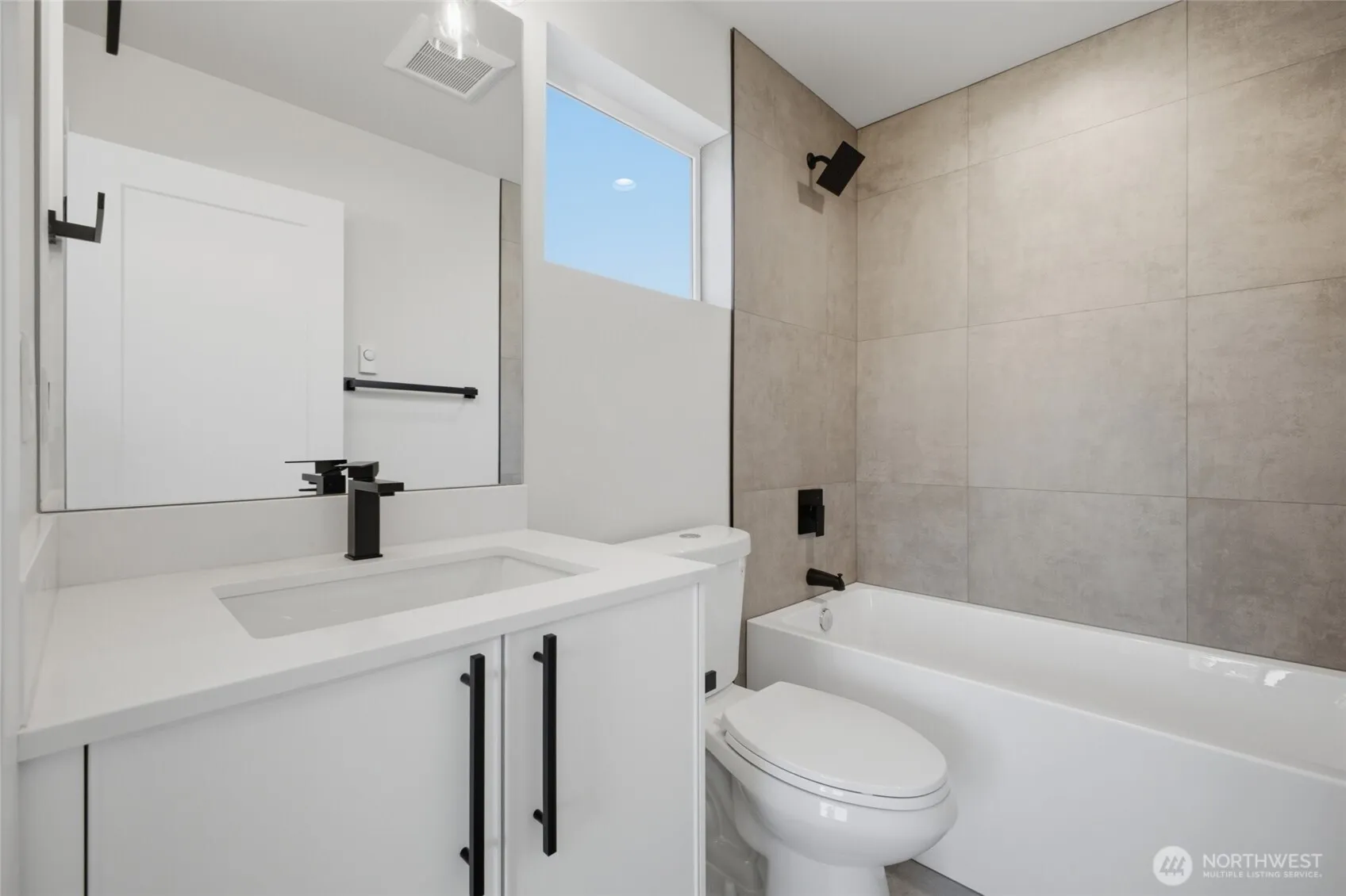 Property photo for 9811 Linden Avenue N, Seattle photo 5
