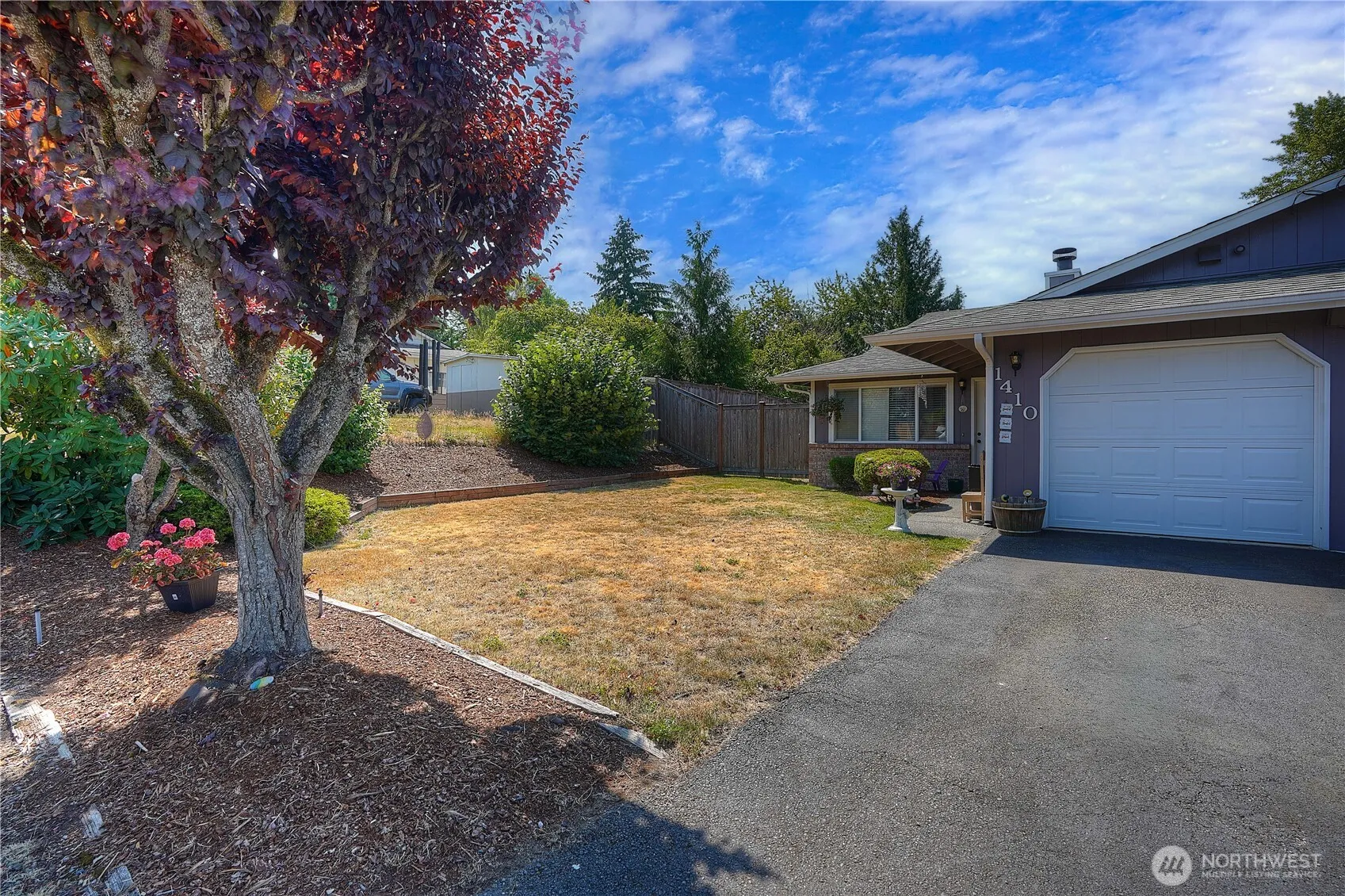 Property photo for 1408 103rd Street E, Tacoma photo 3