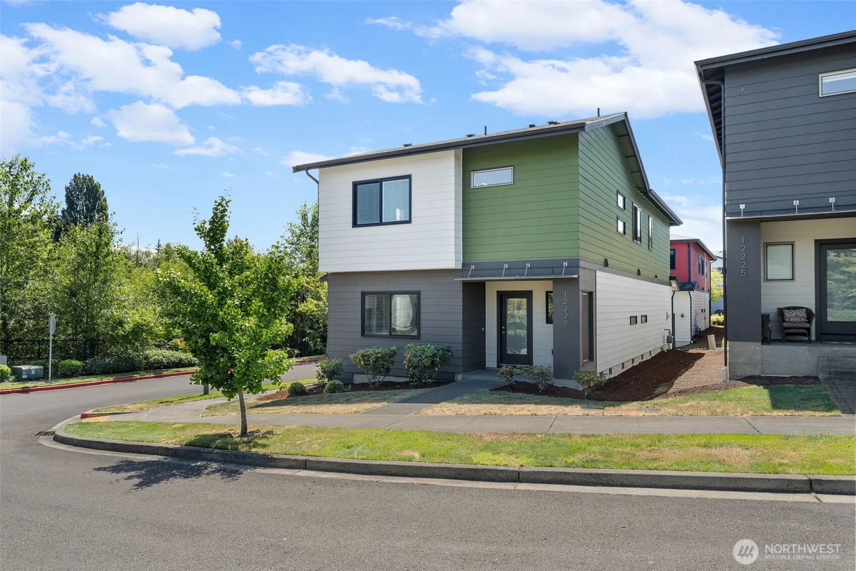 Property photo for 12229 Se 251st Place, Kent