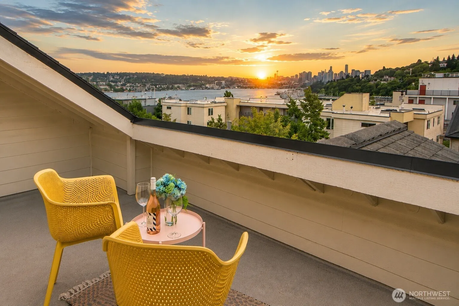 Property photo for 936 N 35th Street #e, Seattle photo 3