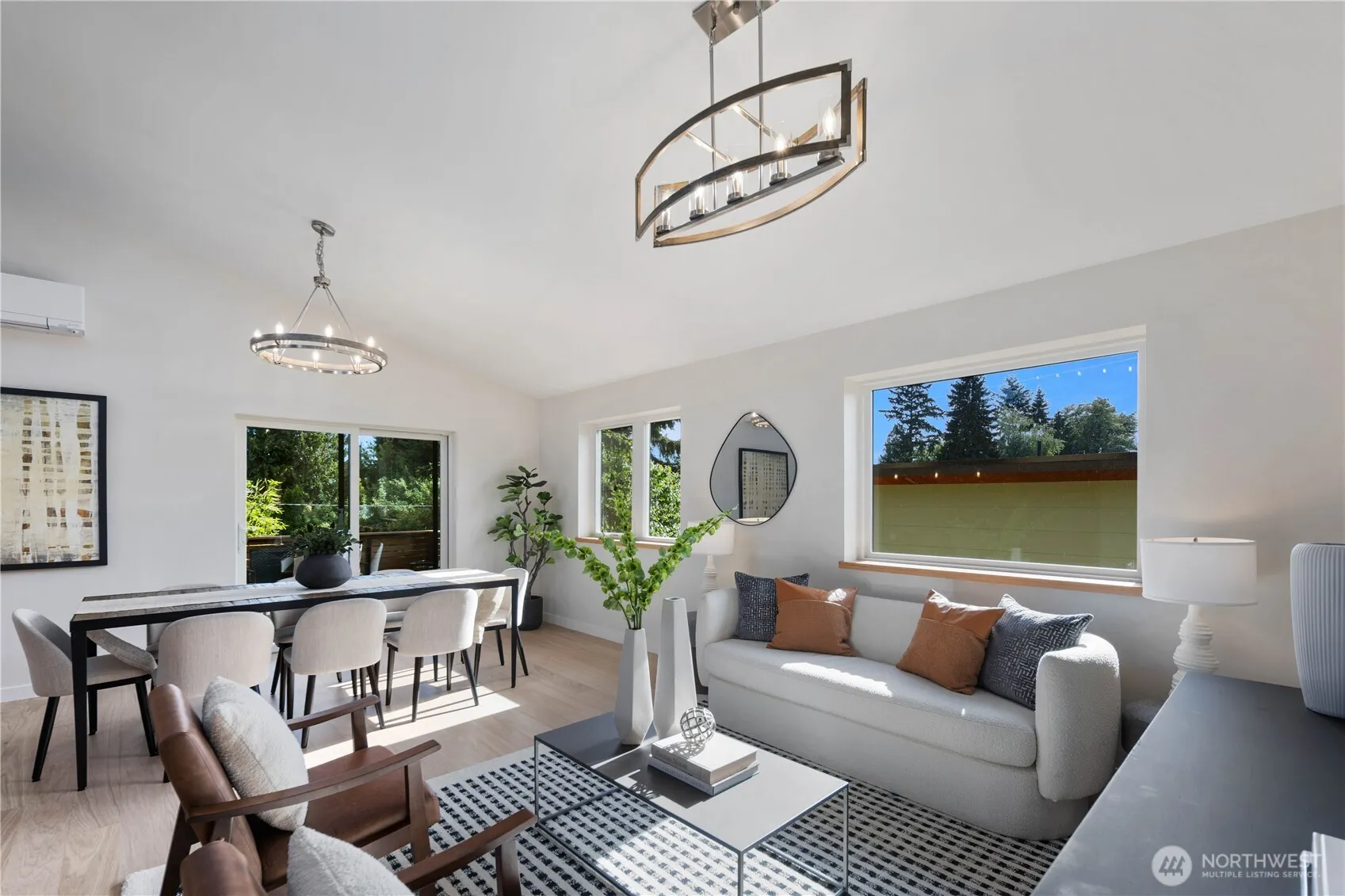 Property photo for 8625 30th Avenue Sw, Seattle photo 5