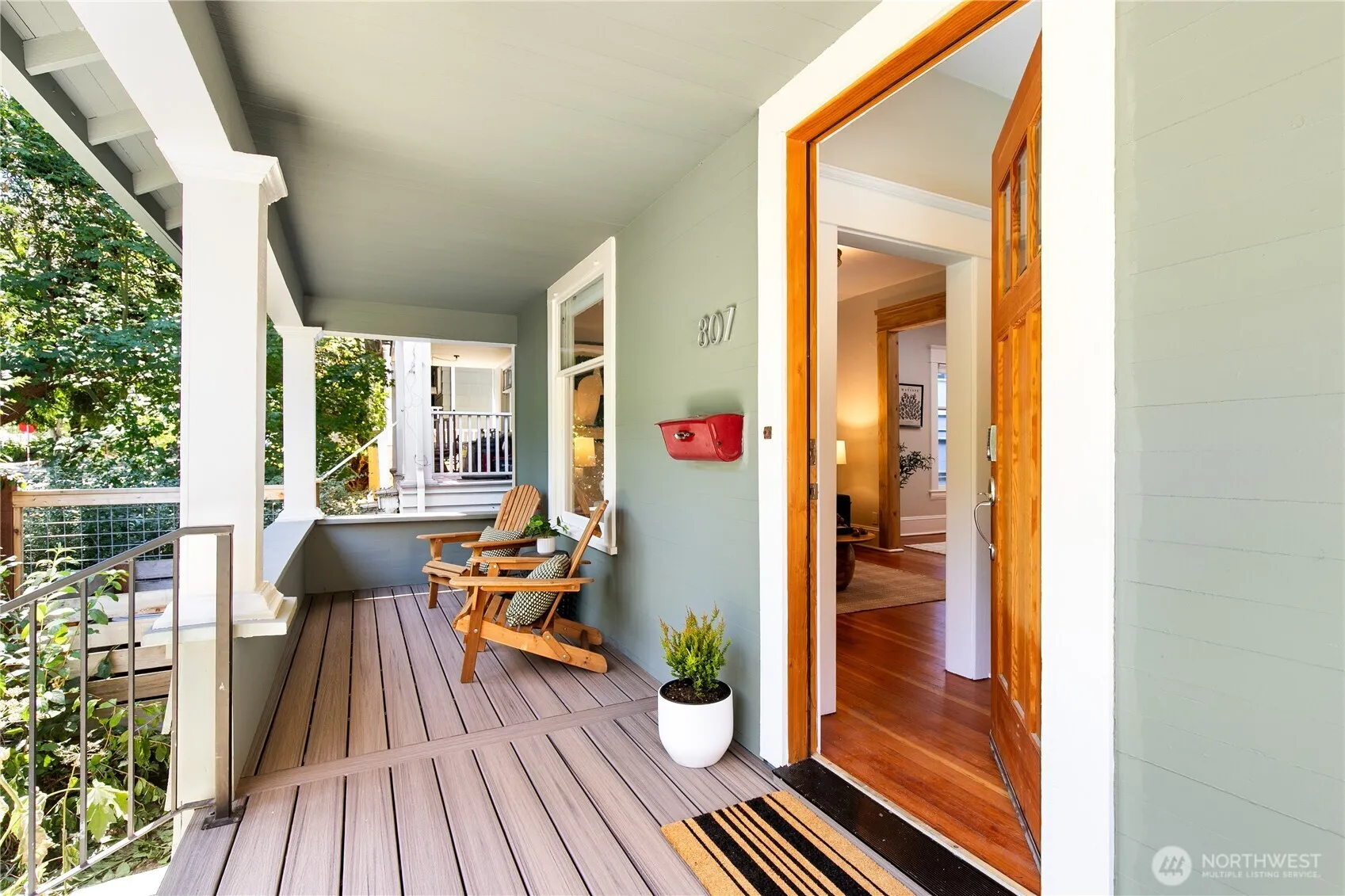 Property photo for 807 27th Avenue, Seattle photo 3