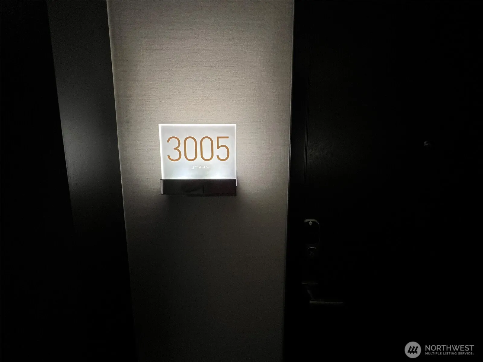 Property photo for 1808 Minor Avenue #3005, Seattle photo 2