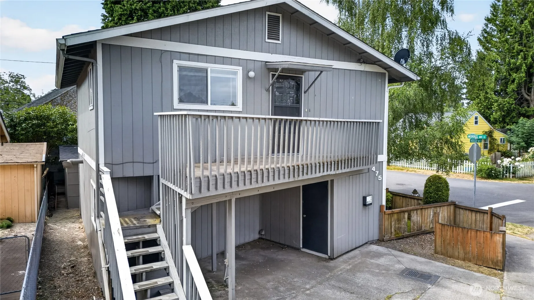 Property photo for 475 S Houser Way #a & B, Renton photo 4