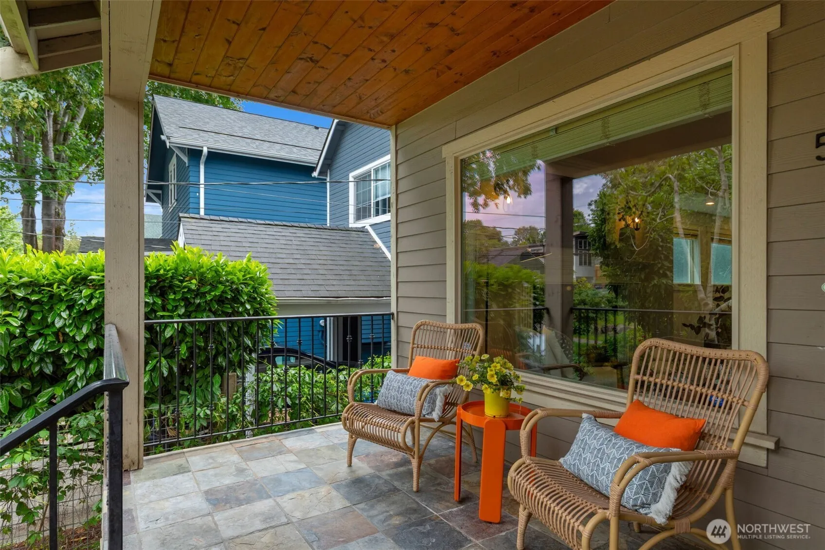 Property photo for 525 27th Avenue, Seattle photo 4