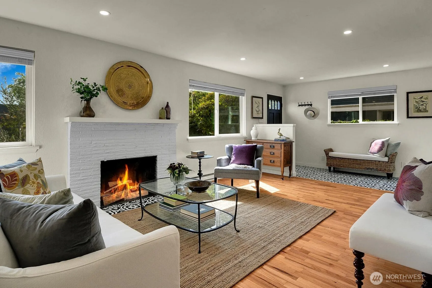 Property photo for 2353 Federal Avenue E, Seattle photo 4