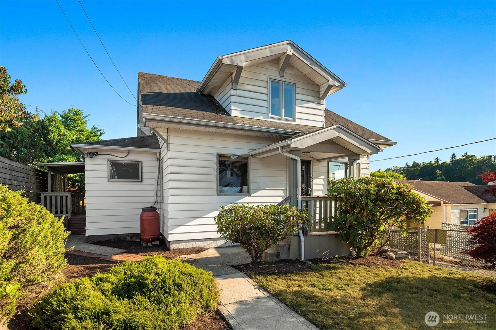 Property photo for 3821 S Graham Street, Seattle