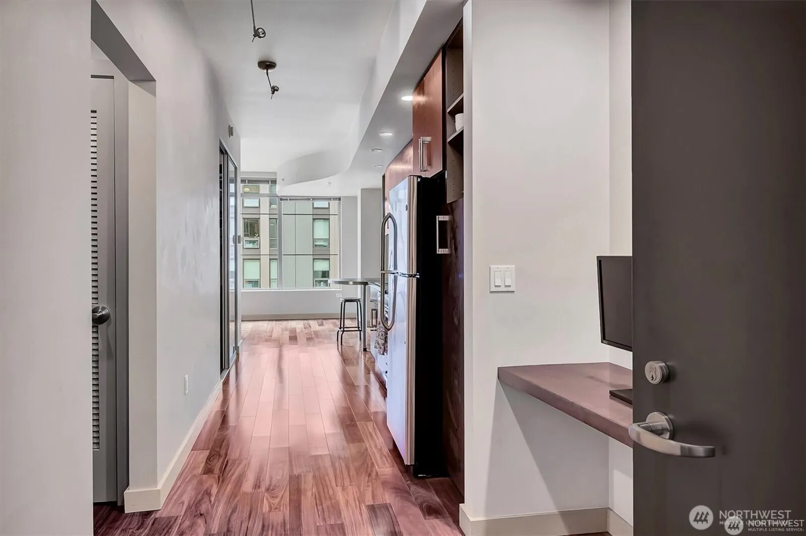 Property photo for 910 Lenora Street #s1004, Seattle photo 4