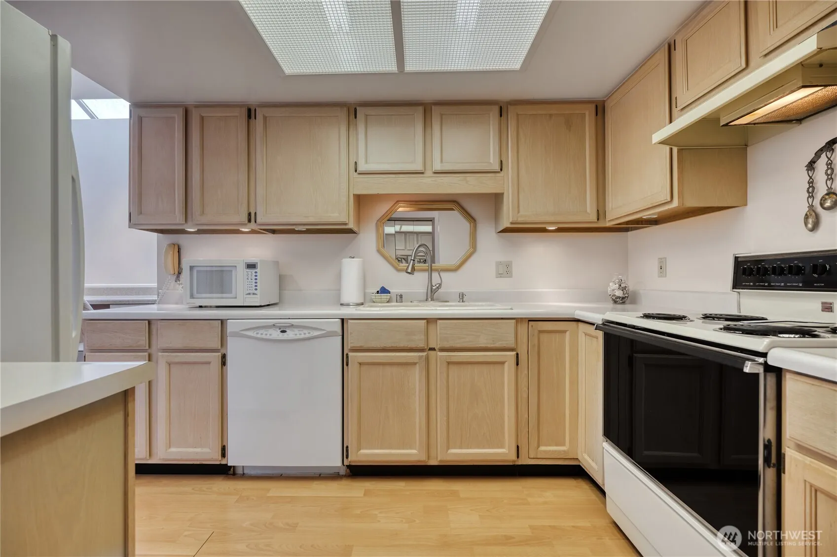 Property photo for 1728 Edwards Drive #15, Point Roberts photo 4