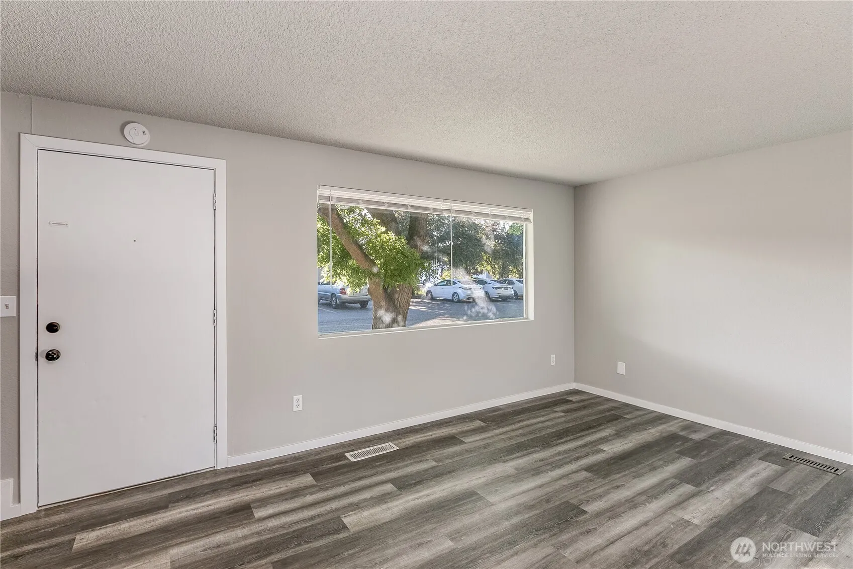 Property photo for 6721 W Kennewick Ave, Kennewick photo 5