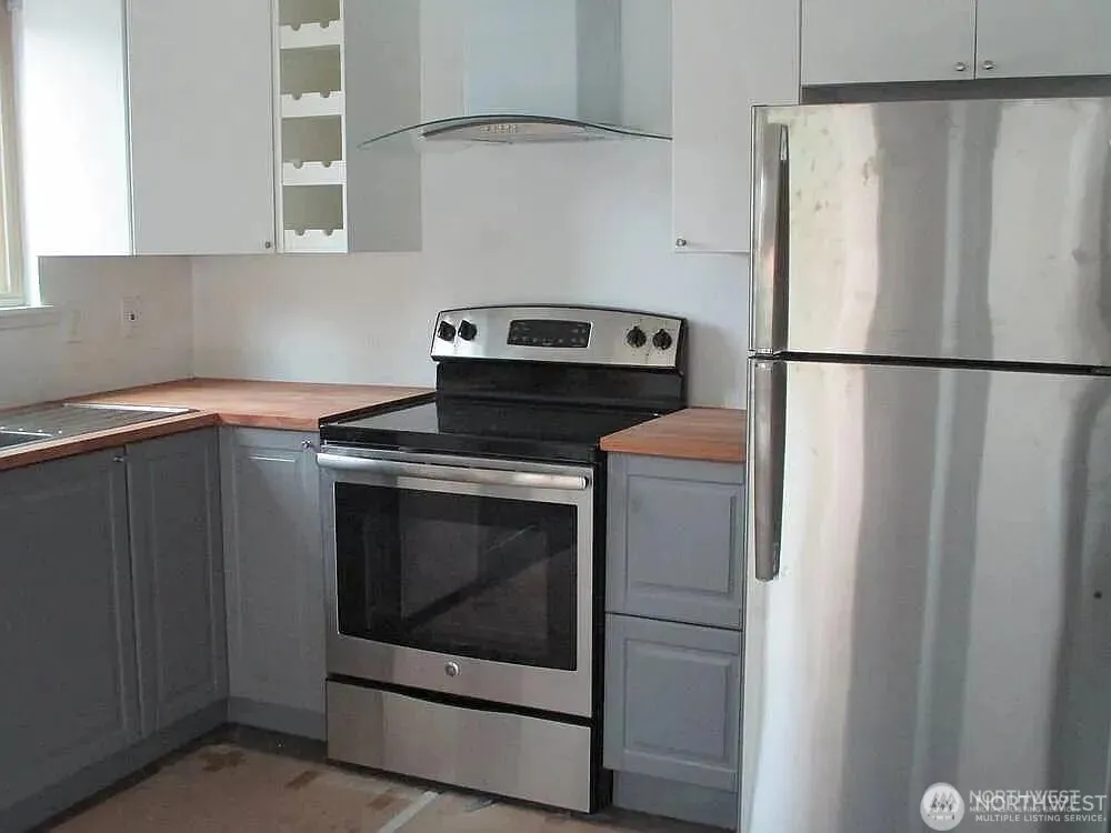 Property photo for 1750 Nw 58th Street, Seattle photo 2