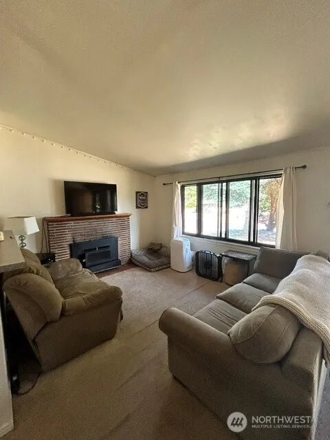 Property photo for 20119 14th Avenue S, Sea Tac photo 3