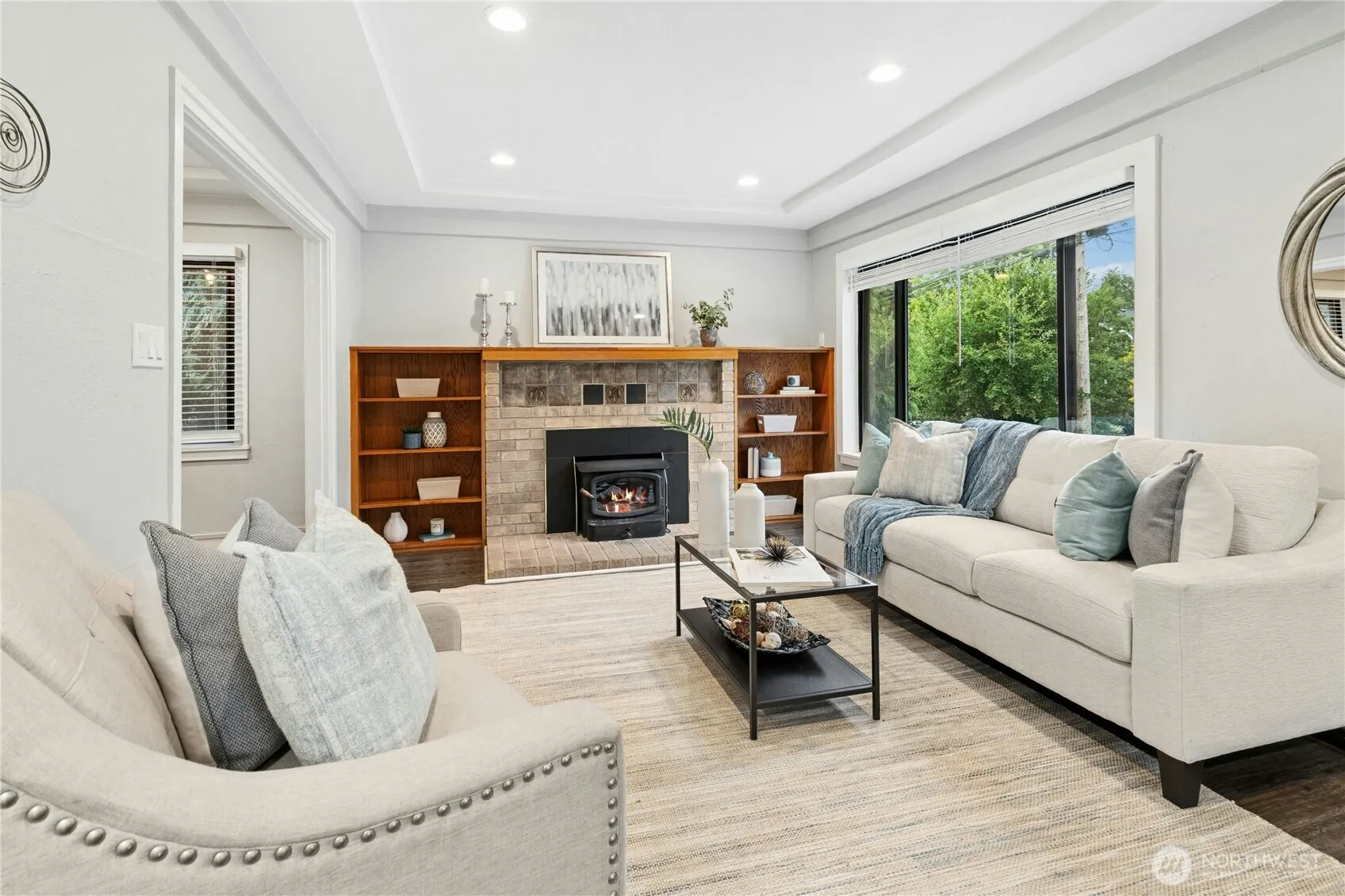 Property photo for 8538 Ashworth Avenue N, Seattle photo 4