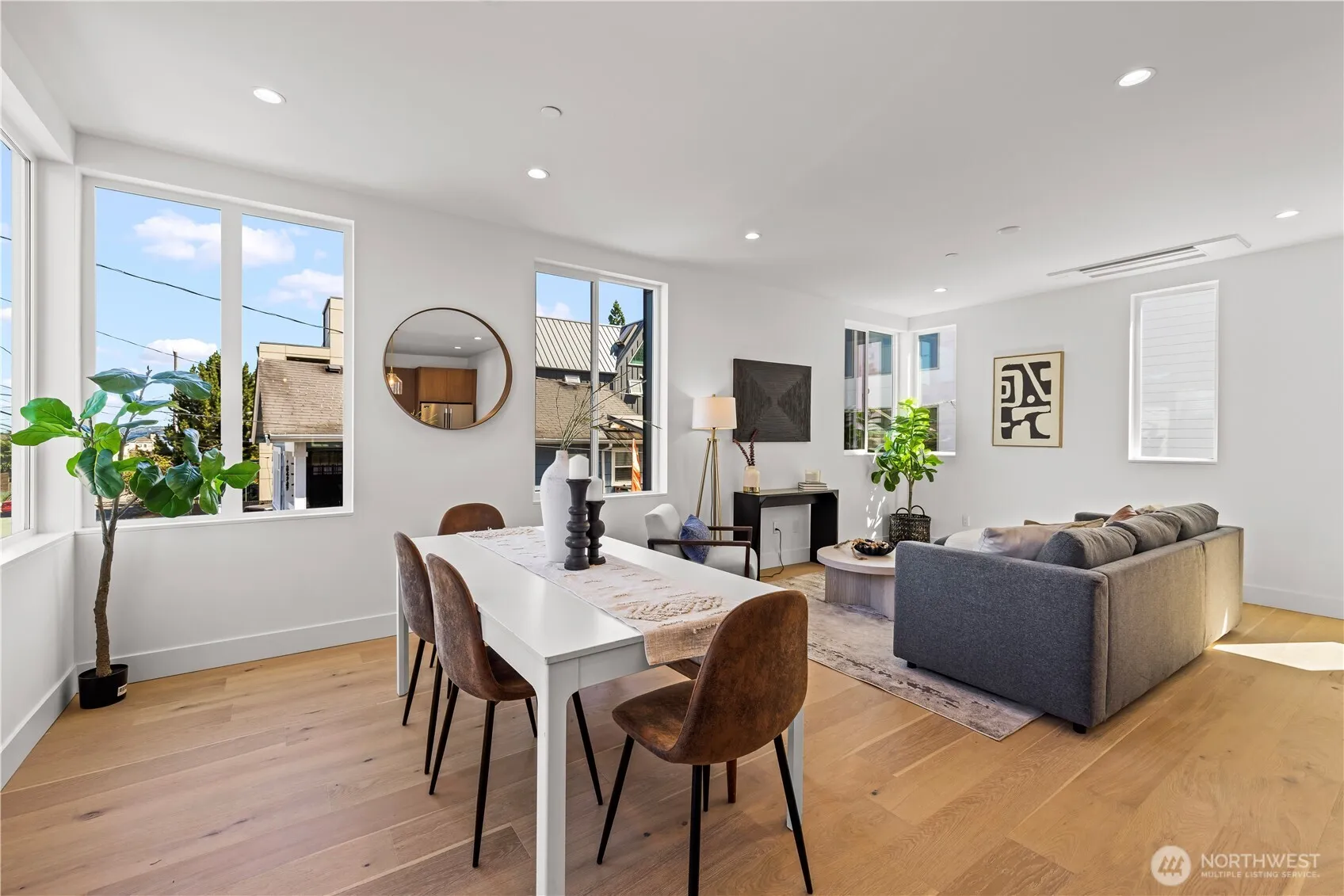 Property photo for 2456 55th Avenue Sw, Seattle photo 4
