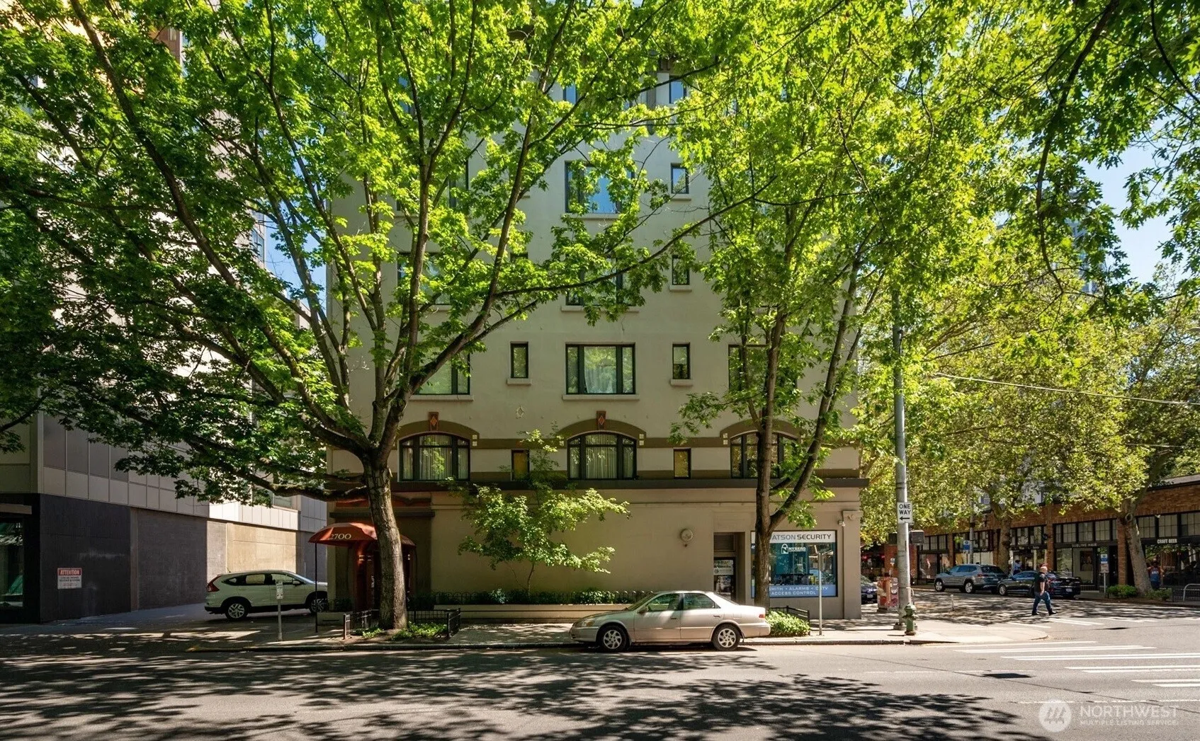 Property photo for 2700 4th Avenue #503, Seattle photo 2