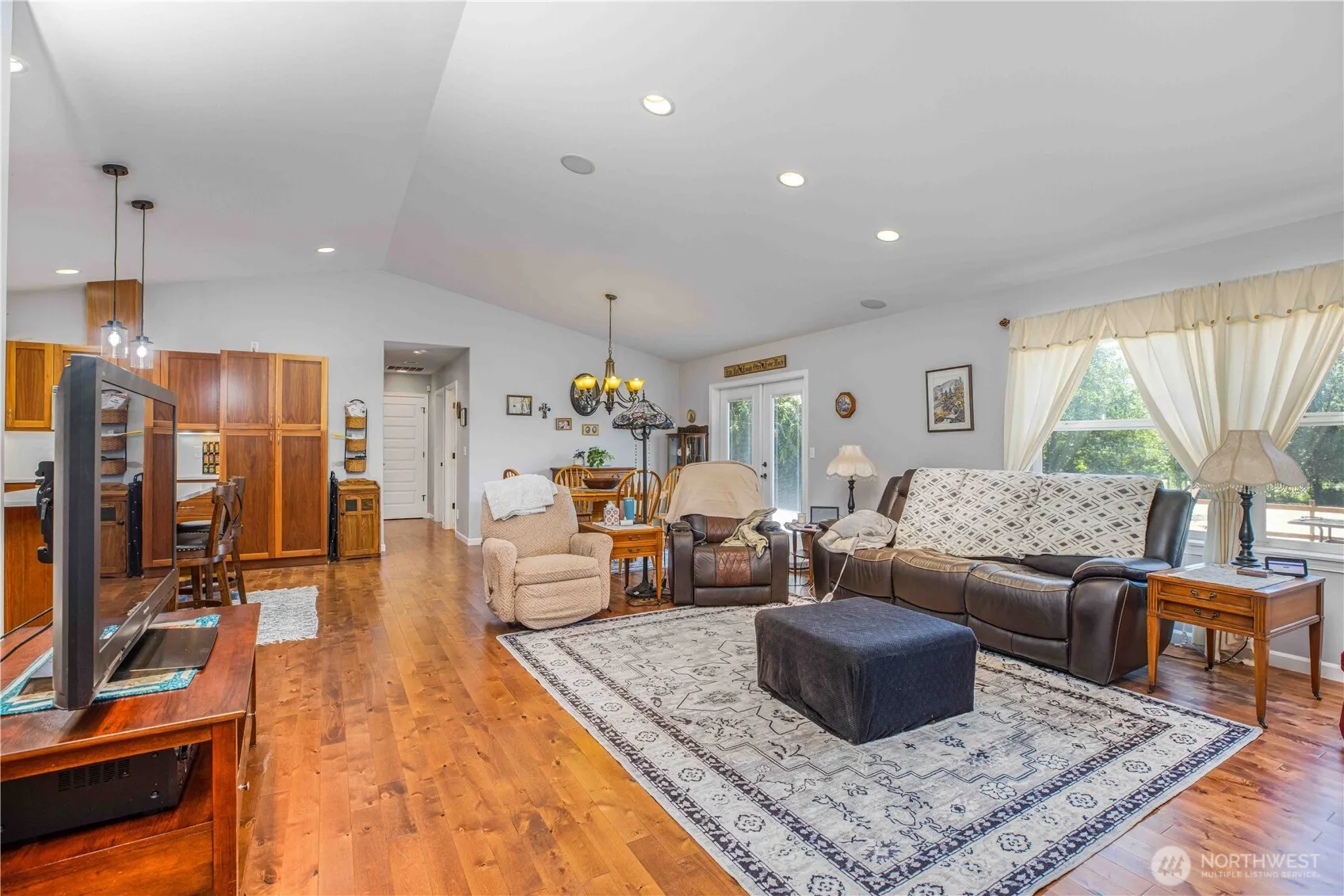 Property photo for 20851 Stottlemeyer Road Ne, Poulsbo photo 5