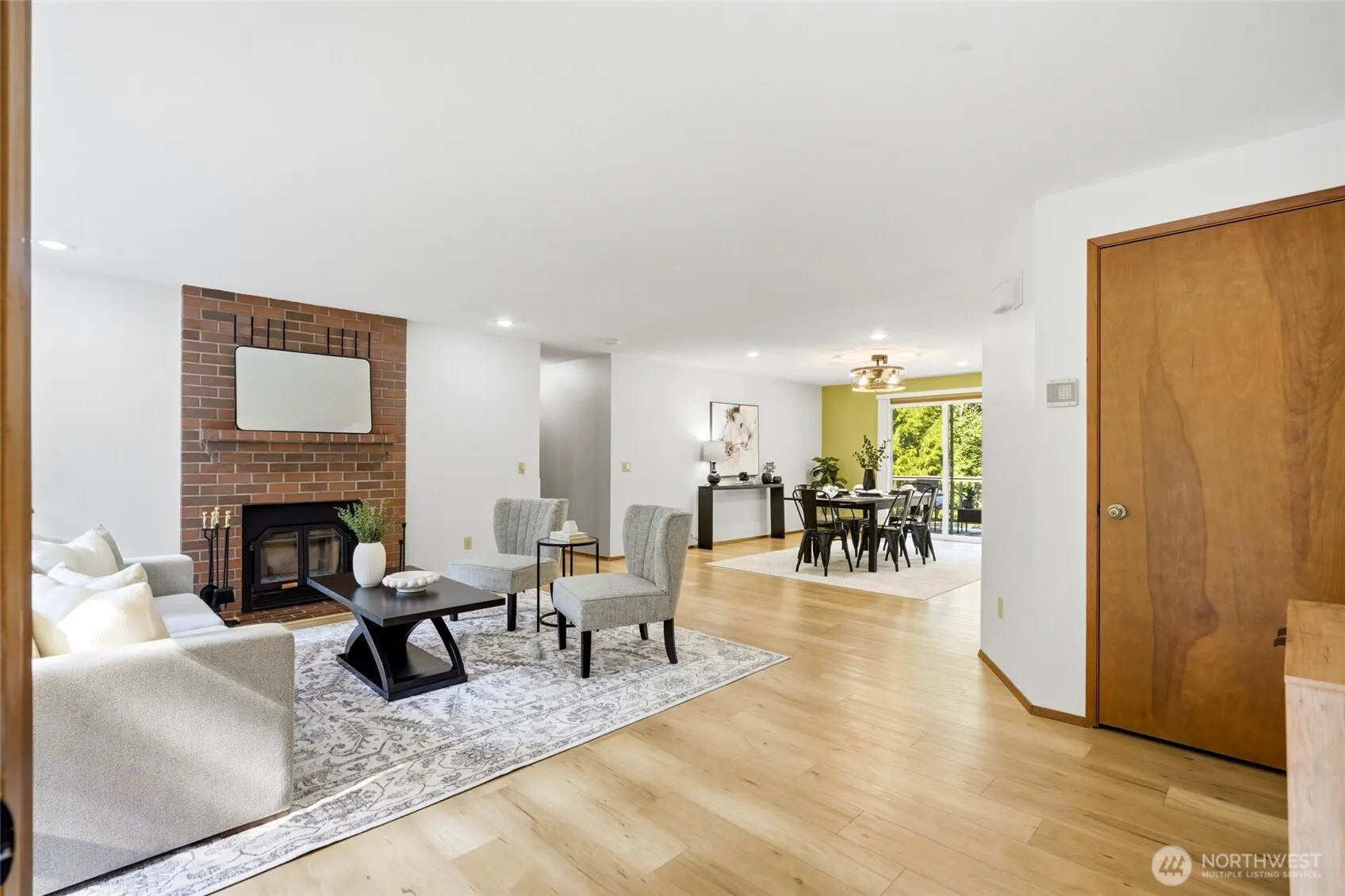Property photo for 18114 Broadway Avenue, Snohomish photo 5